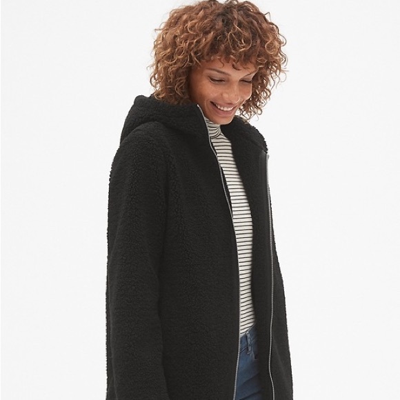 GAP Jackets & Blazers - Gap Black Teddy Sherpa Fleece Zip-Up Coat - Medium
